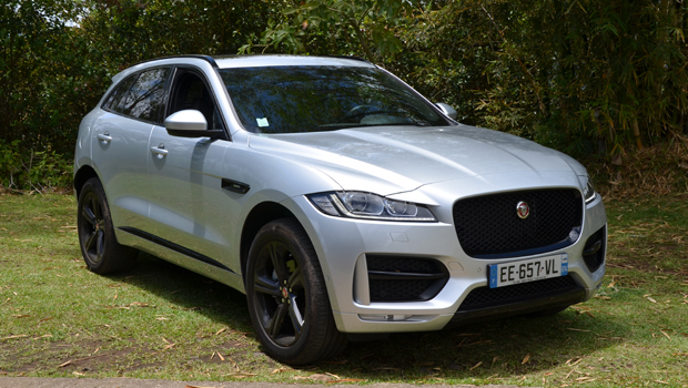 <p>Jaguar F-Pace - Automobile - La Réunion</p>