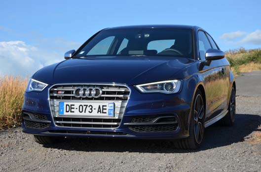 <p>Avec sa nouvelle S3, l’Allemand Audi, souhaite proposer sur le marché la coupé sport la plus complète : puissante, confortable et économe. Un pari plutôt réussi.</p>