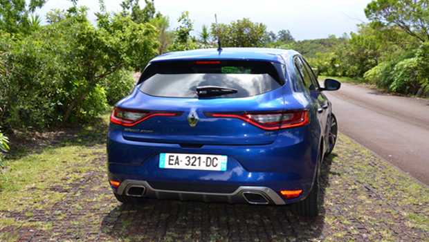 <p>Renault Mégane GT 205 EDC : une compacte agile et fougueuse</p>