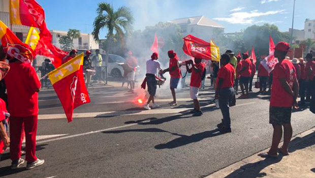 Le Port - fête du travail - défilé - 1er mai