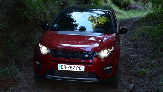 <p>Land Rover Discovery Sport -  SUV</p>