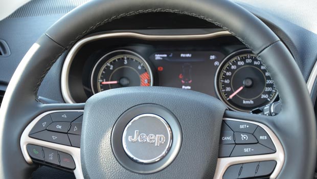 <p>Nouveau Jeep Cherokee : le baroudeur chic</p>