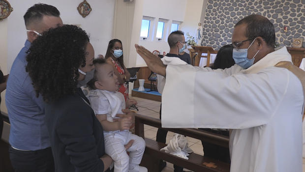 Reprise des cérémonies religieuses - Baptêmes - La Réunion 