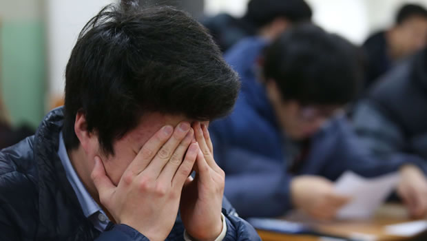 Le stress des examens est une des causes du suicide chez les jeunes 