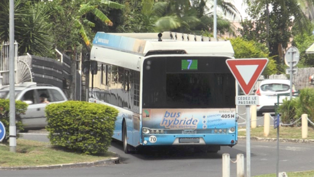 Bus - Citalis - Accident - Montgaillard - La Réunion