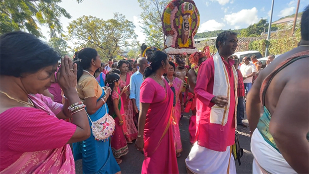 Cavadee : la communauté tamoule de l’île est en fête 