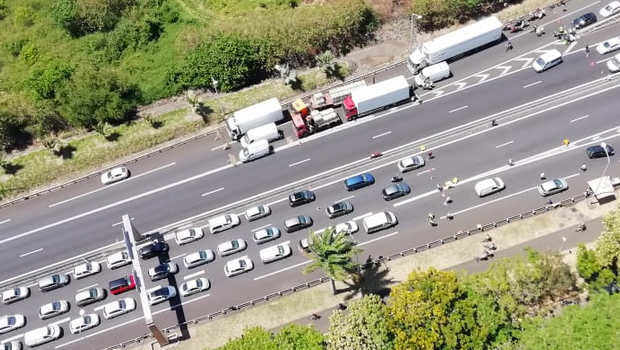 10e jour - mobilisation - blocages - La Réunion