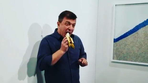 David Datuna - banane - 120 000 dollars - oeuvre d’art - art contemporain