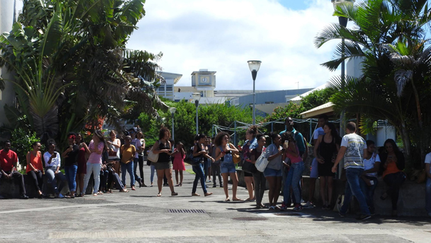 Don de moelle osseuse - Journée de sensibilisation - Campus du Moufia - La Réunion