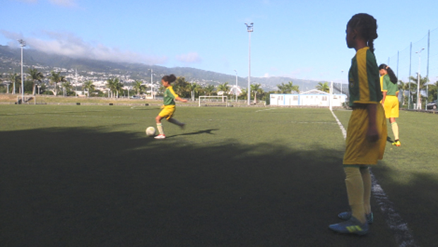 Football féminin - sport - La Réunion