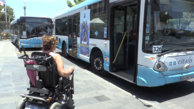 Handicap - Mobilité réduite - Bus - Accessibilité - La Réunion