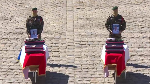 Hommage national aux militaires tués