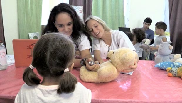 Hôpital pour nounours - enfants - étudiants médecine - Saint-Pierre - Terre Sainte - La Réunion