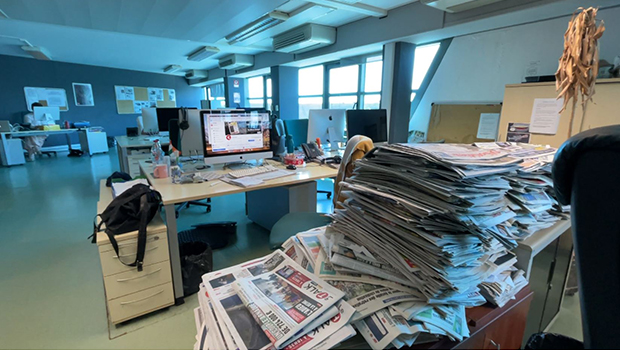 Censure du JIR : les journalistes exigent la fin du blocage de l’imprimeur qui pénalise les salariés