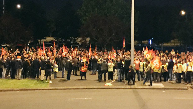 Loi Travail : le marché de Rungis bloqué par des manifestants