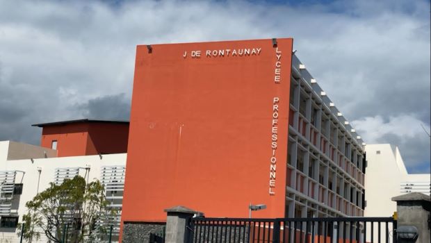 Lycée Jean Rontauney- Agression professeure 