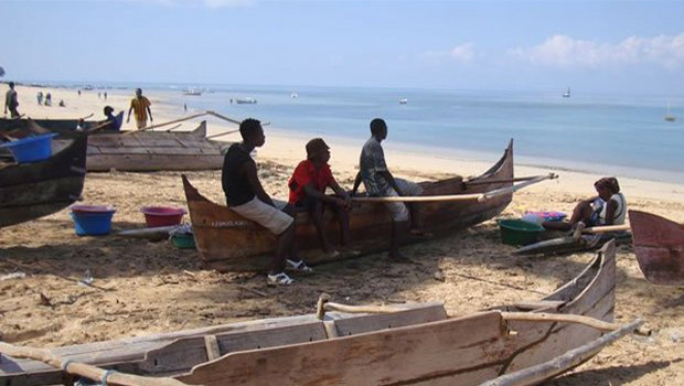 Comores-Commission Européenne- Carton jaune- Pêche illégale