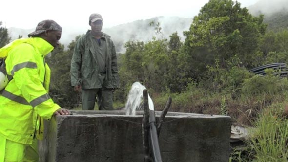 Mafate - passage - tempête Carlos - réseau d’eau - travaux 