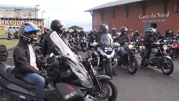 Manifestation motards - Saint Denis