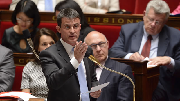 Illustration-Manuel Valls-Vote de Confiance-Arrêt des soins/Crédit SIPA