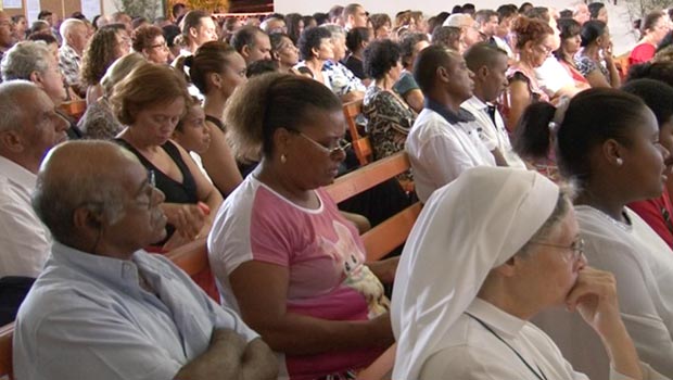 La messe de la nativité de Mgr Gilbert Aubry