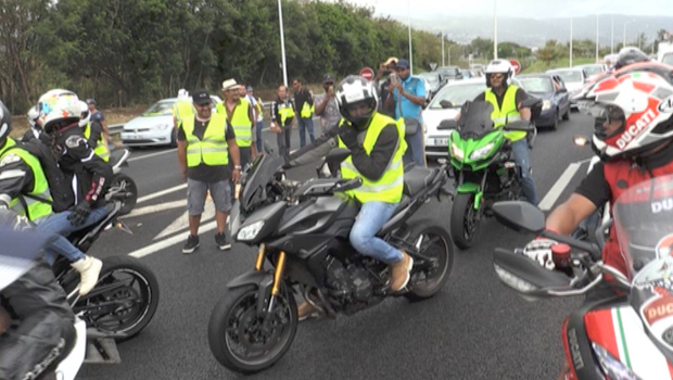 Gilets jaunes - Mobilisation - Motards - La Réunion