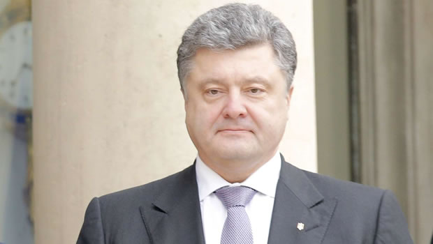 Ukraine : le président Petro Porochenko piégé par un imposteur