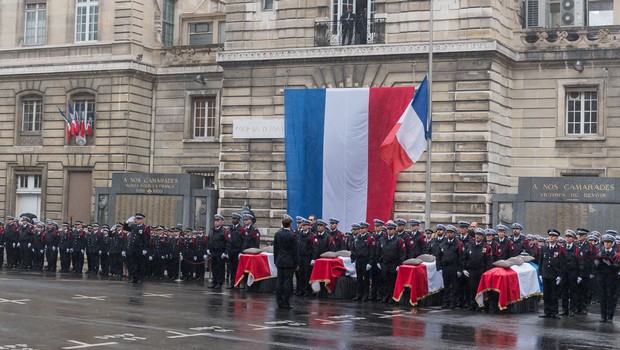 Prefecture de paris - attaque