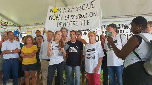 Préfecture - Collectif contre la digue