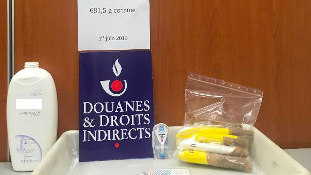 681 grammes - cocaïne - Douane