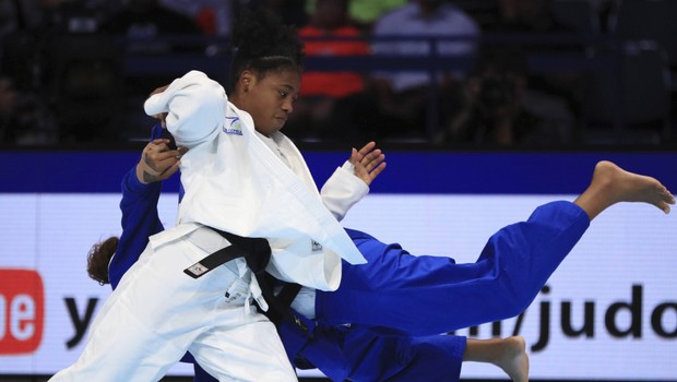 JO de Tokyo : l'argent pour la judokate Sarah-Léonie ...