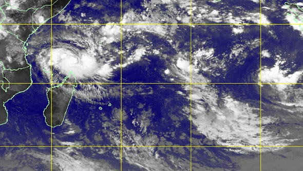 cyclone tropical très intense - Fantala - Météo France - saison cyclonique