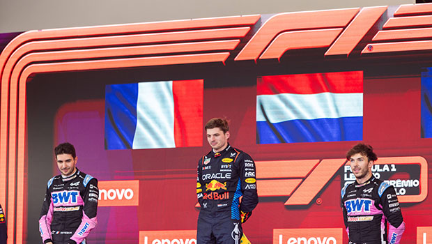 Formule 1 : Max Verstappen remporte le GP du Brésil, Ocon et Gasly dans le top 3