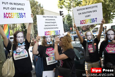 Manifestation contre la loi anti-gay