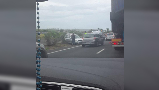 Saint-Pierre - accident - carambolage