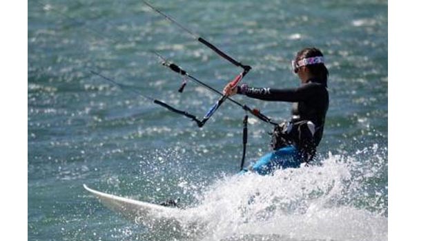 Sophie Bernier - La Réunion - Kitesurf - Défikite