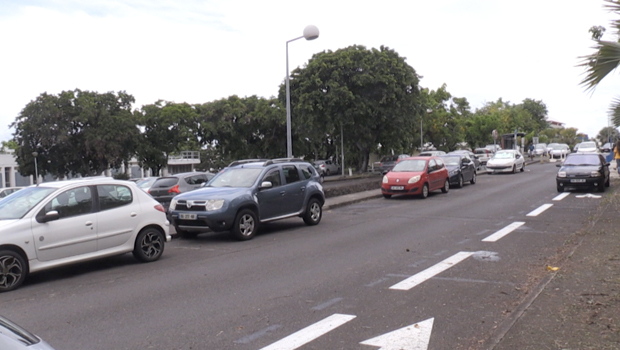 Université Réunion - piste cyclable