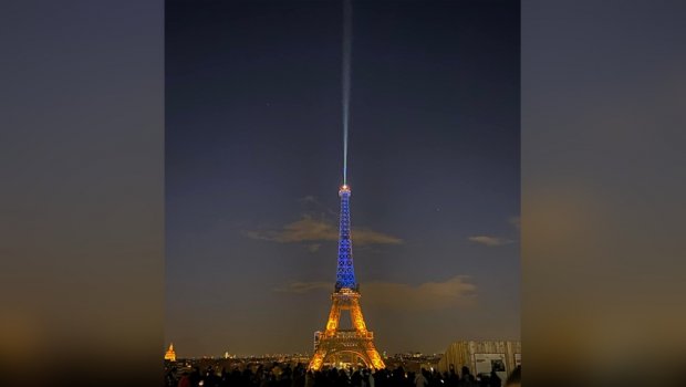 Tour Eiffel - Ukraine - Jaune et bleu - Paris - Soutien 