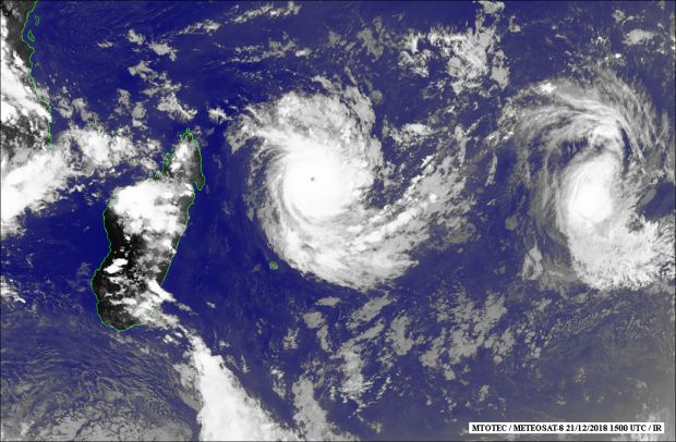 Cilida - cyclone intense - plus près - La Réunion