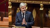 Laurent Wauquiez fustige l'arrêt du match Angers-Monaco pour rupture du jeûne du ramadan et interpelle la ministre des Sports